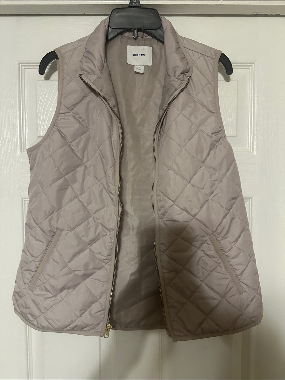 Old Navy Quilted Sleeveless Vest - Taupe